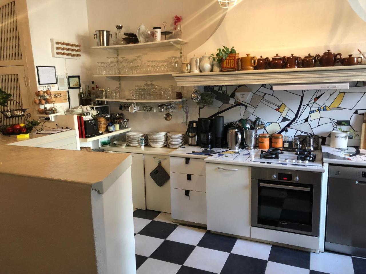 Le Flamant Rouge Guesthouse Peyriac-de-Mer Esterno foto